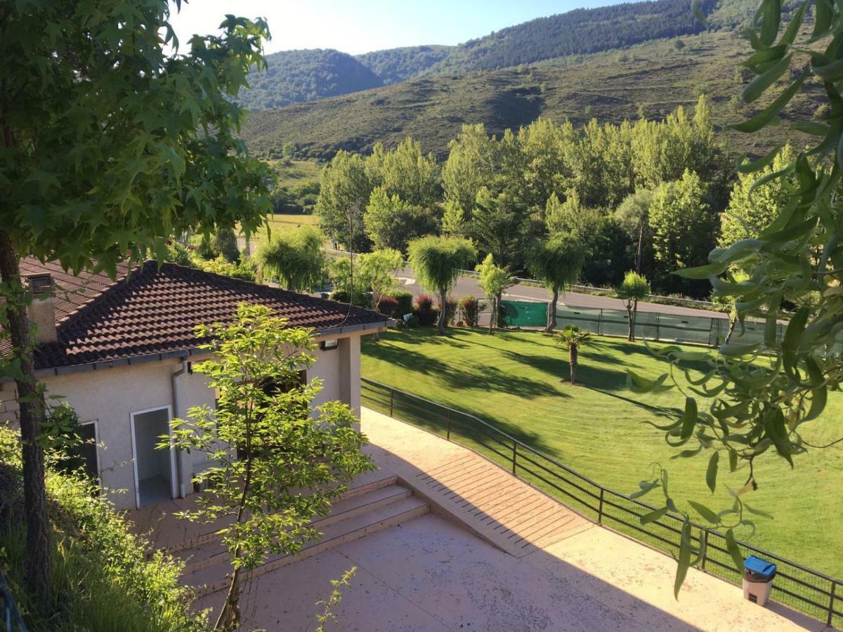 Apartamento Ezcaray Con Piscina Zorraquin Exterior photo
