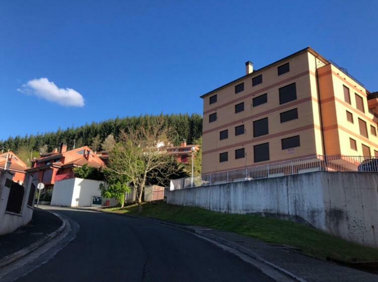 Apartamento Ezcaray Con Piscina Zorraquin Exterior photo